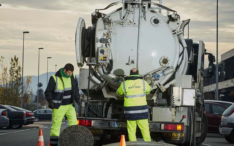 Suministro de agua, actividades de saneamiento, gestión de residuos y descontaminación